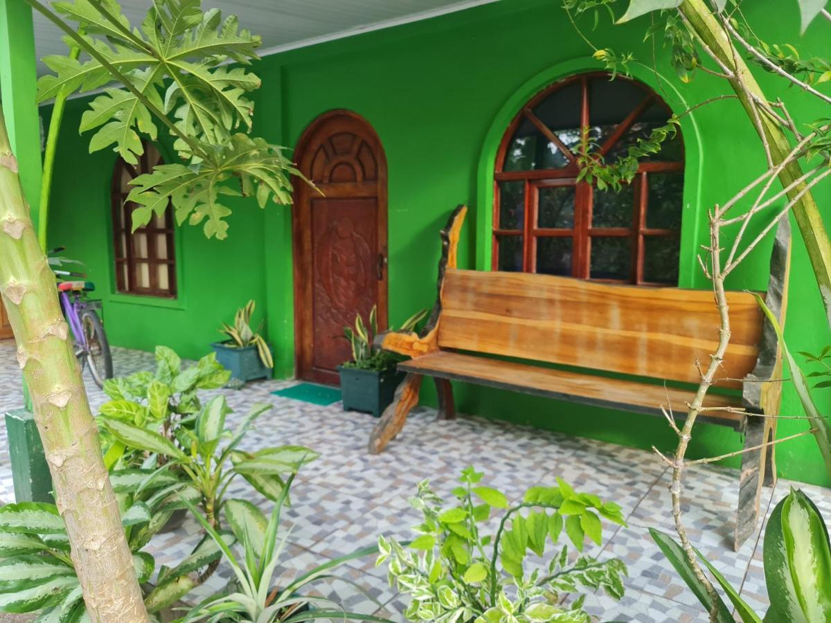 Tortuguero Casa De Playa Green House Apartment Luaran gambar
