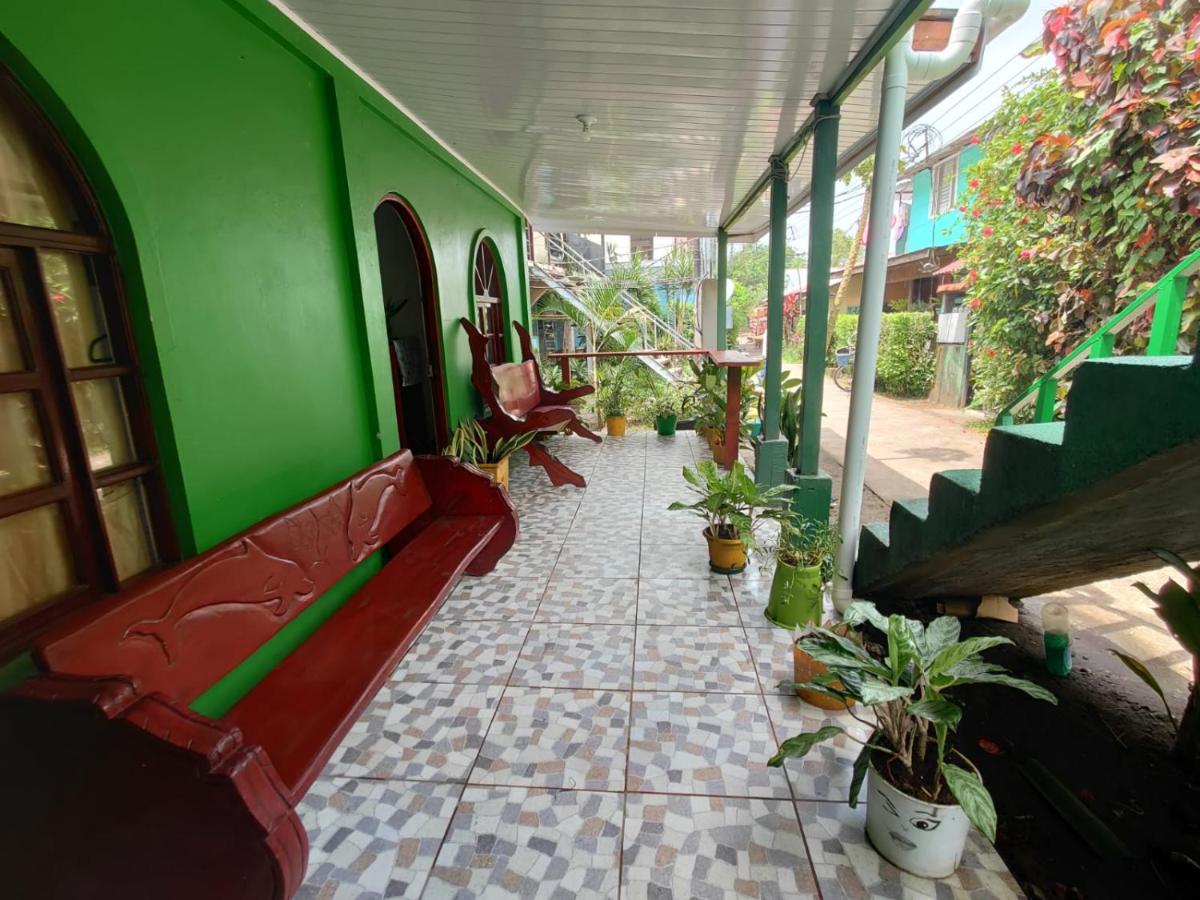 Tortuguero Casa De Playa Green House Apartment Luaran gambar