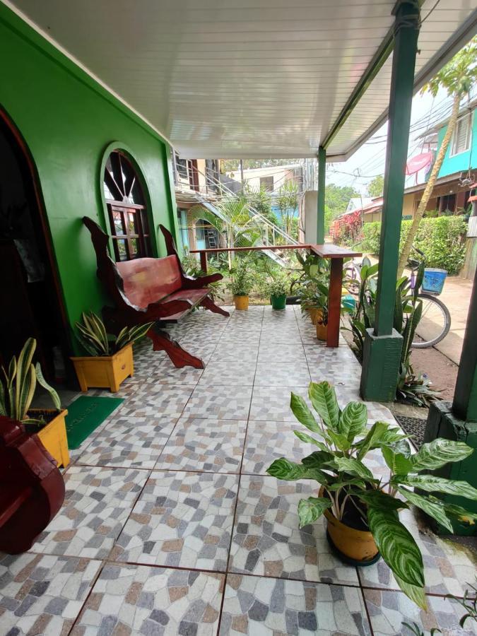 Tortuguero Casa De Playa Green House Apartment Luaran gambar